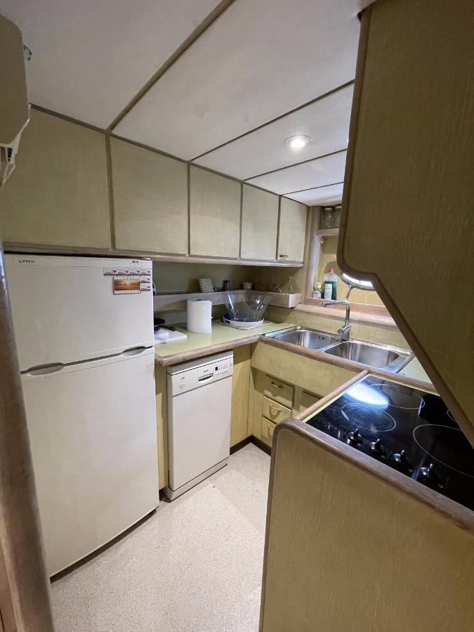 Hotel Yacht Sotavento 圣阿德里安-德贝索斯 外观 照片